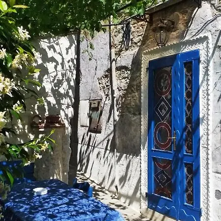 Art House * Πιράν