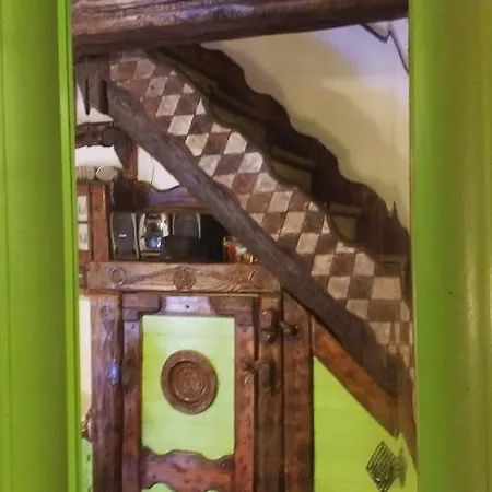 Apartment Art House
