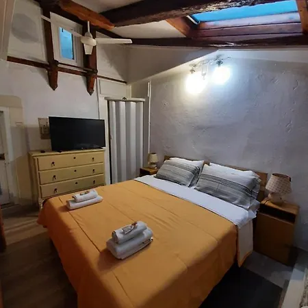 Art House Apartament *